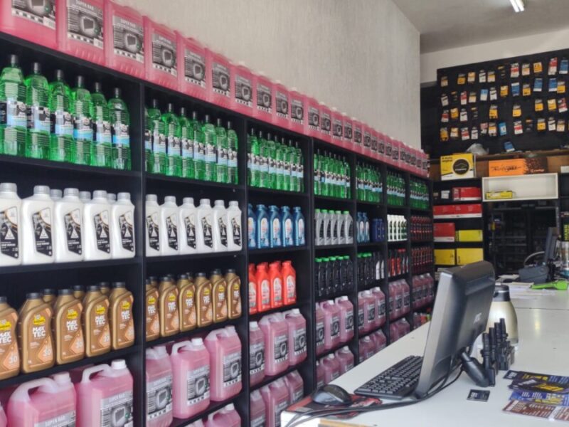 Loja de Auto Pecas a Venda
