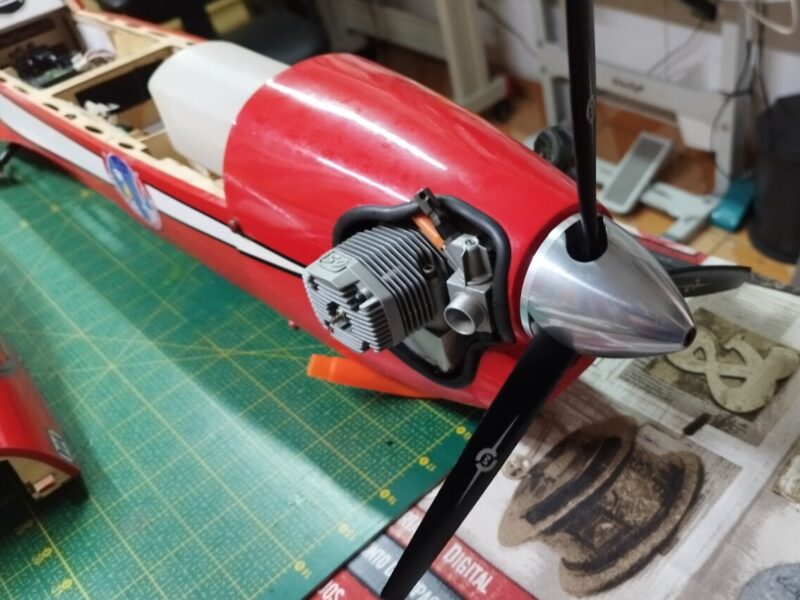 Aeromodelo tucano